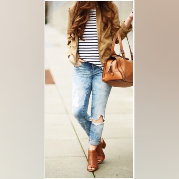 Vince Camuto Shoes - Vince Camuto✨ lavette Botties